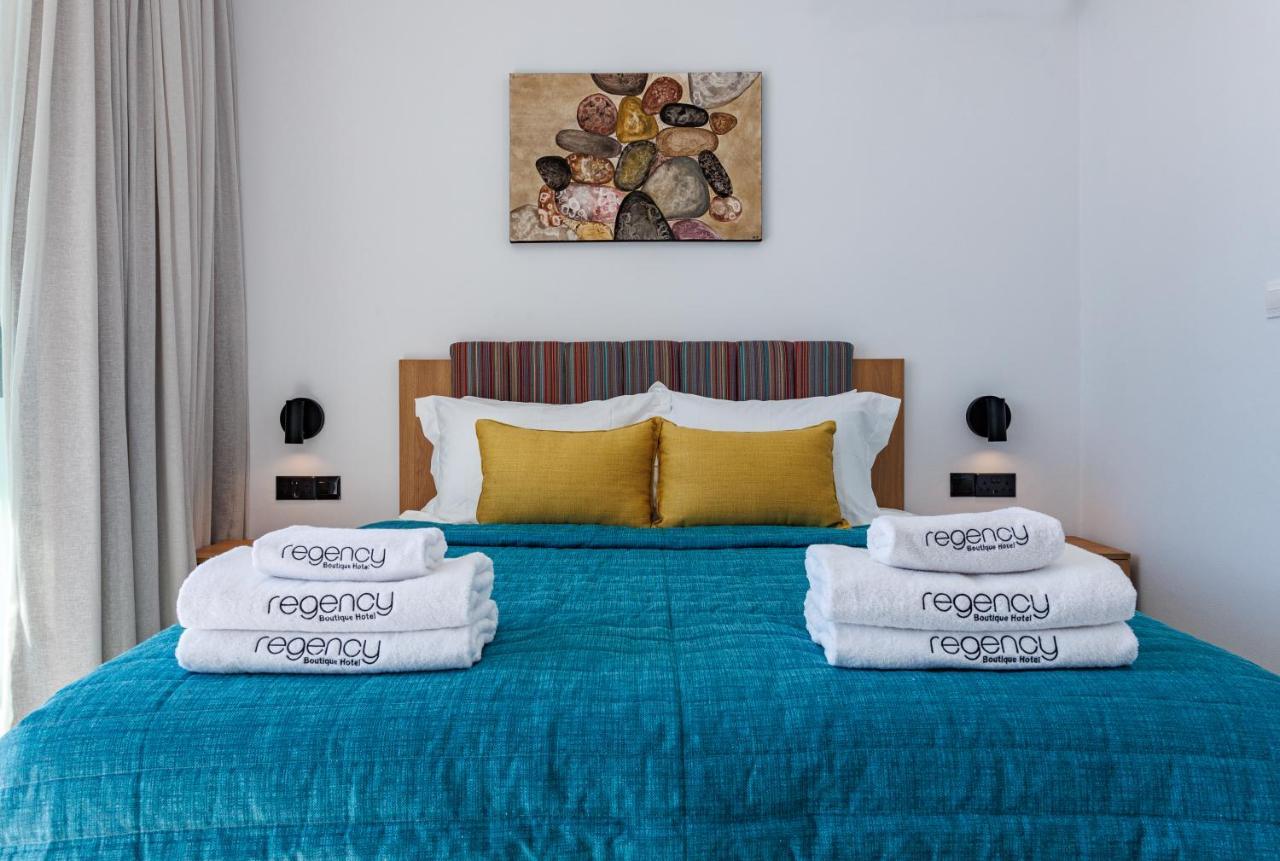 Regency Boutique Hotel Holiday Suites Paphos ภายนอก รูปภาพ