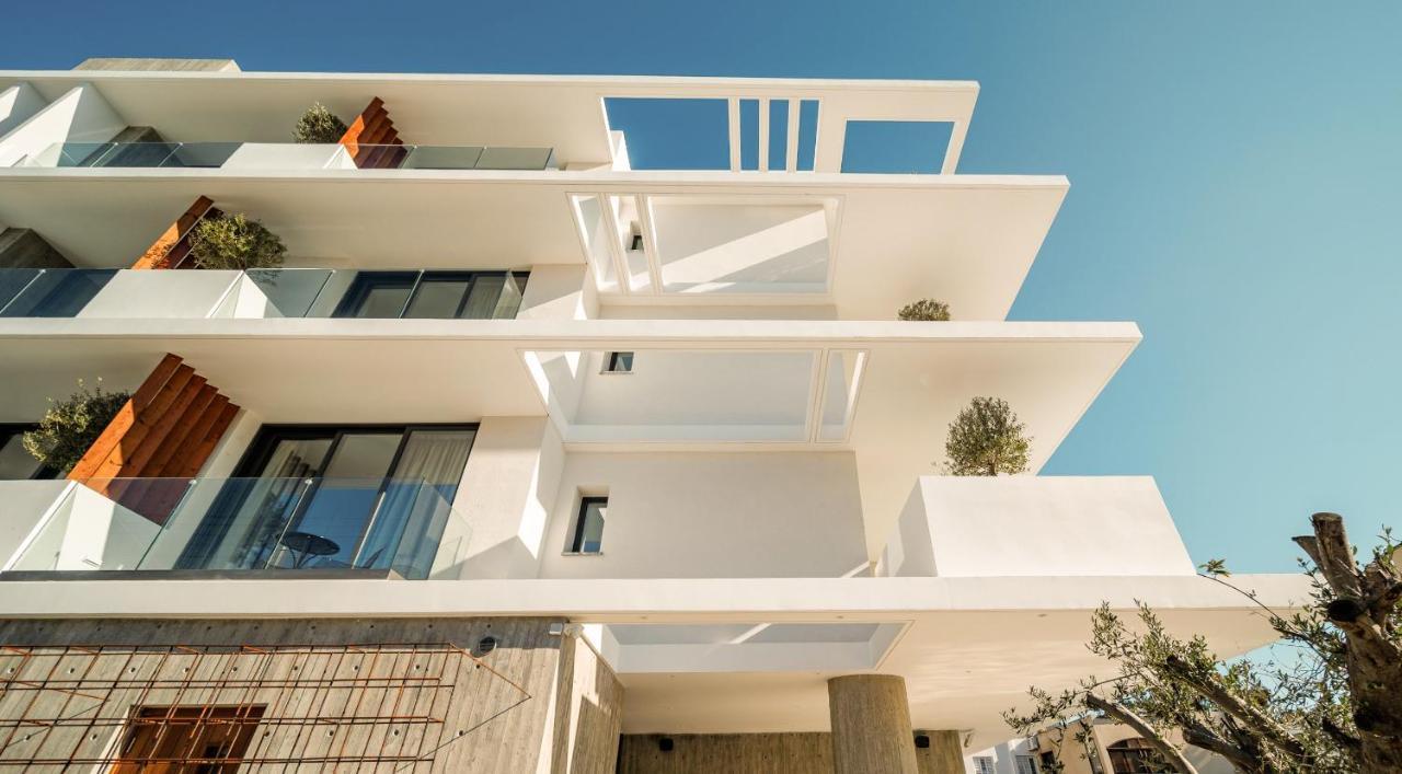Regency Boutique Hotel Holiday Suites Paphos ภายนอก รูปภาพ