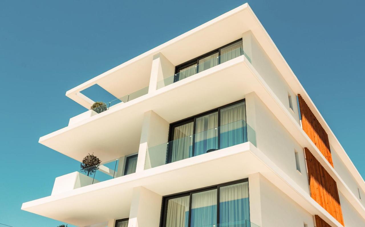 Regency Boutique Hotel Holiday Suites Paphos ภายนอก รูปภาพ