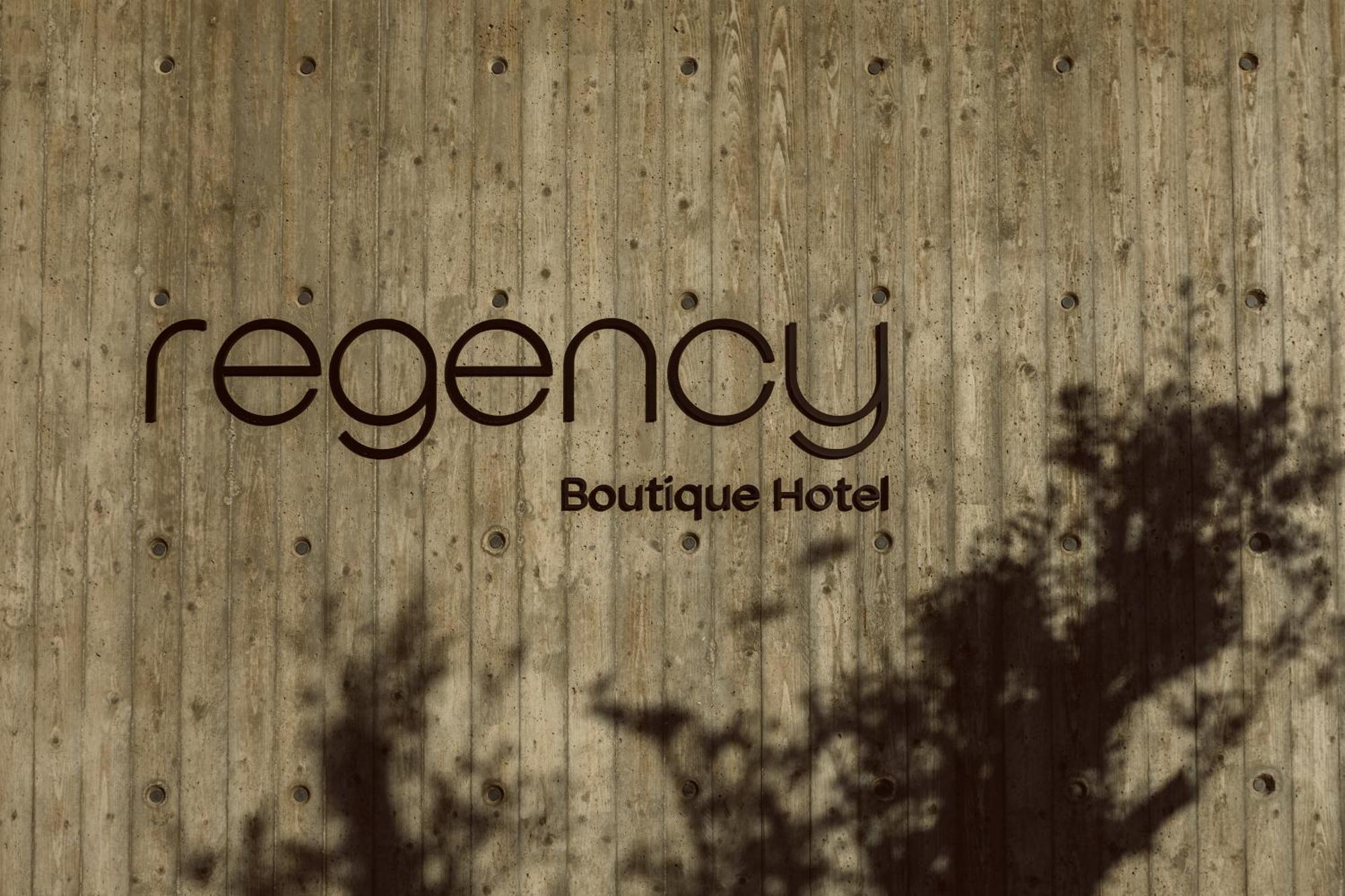Regency Boutique Hotel Holiday Suites Paphos ภายนอก รูปภาพ